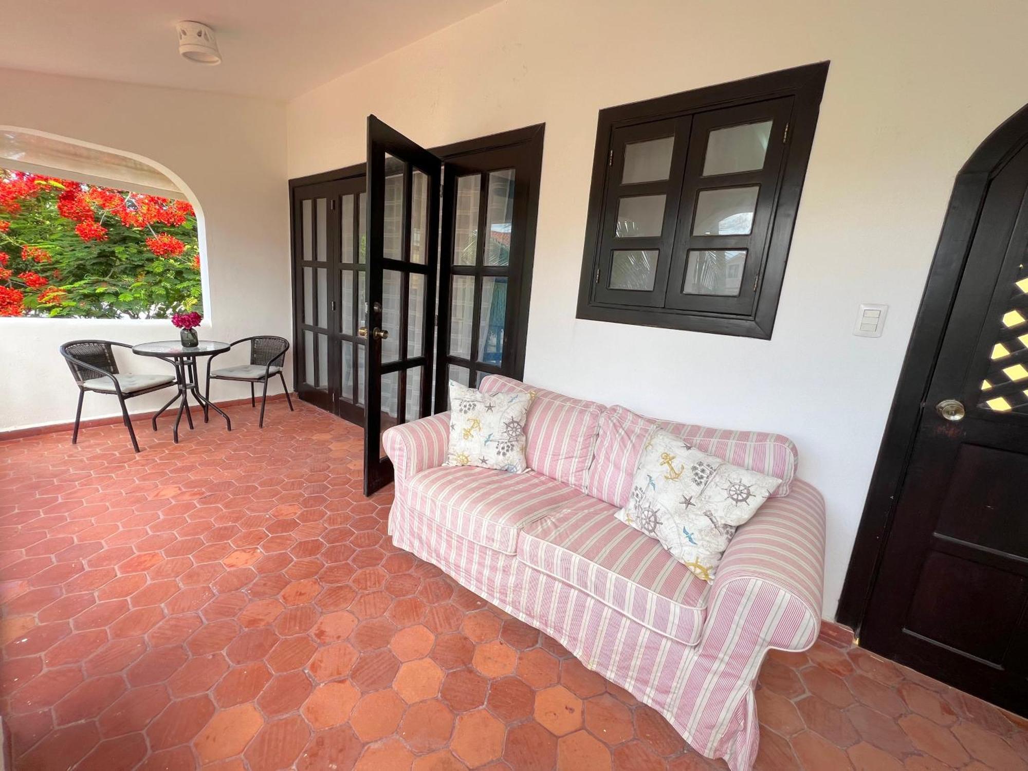 Tropical And - Corales - Great Location With Many Restaurants Apartahotel